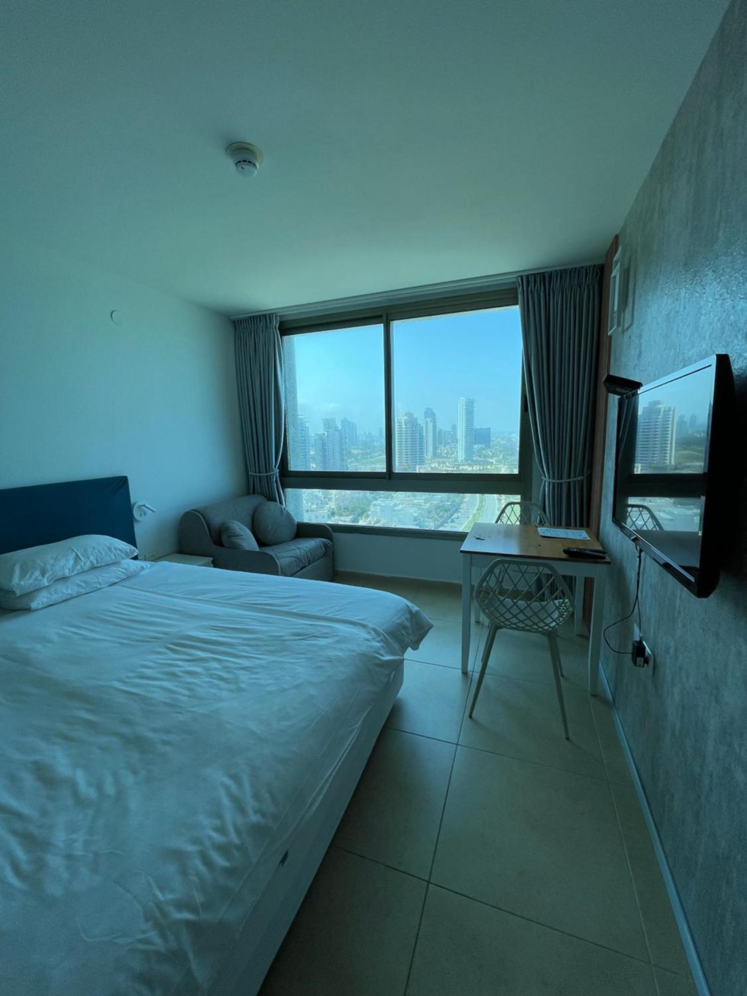 Netanya Seaview Aparthotel ภายนอก รูปภาพ