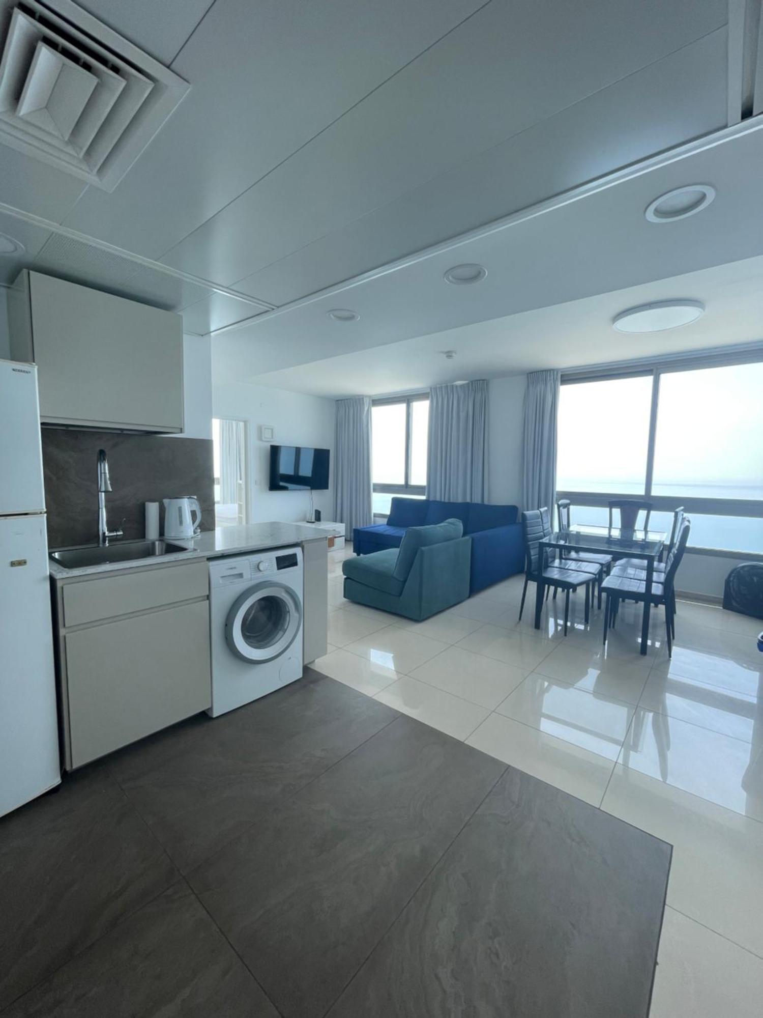 Netanya Seaview Aparthotel ภายนอก รูปภาพ