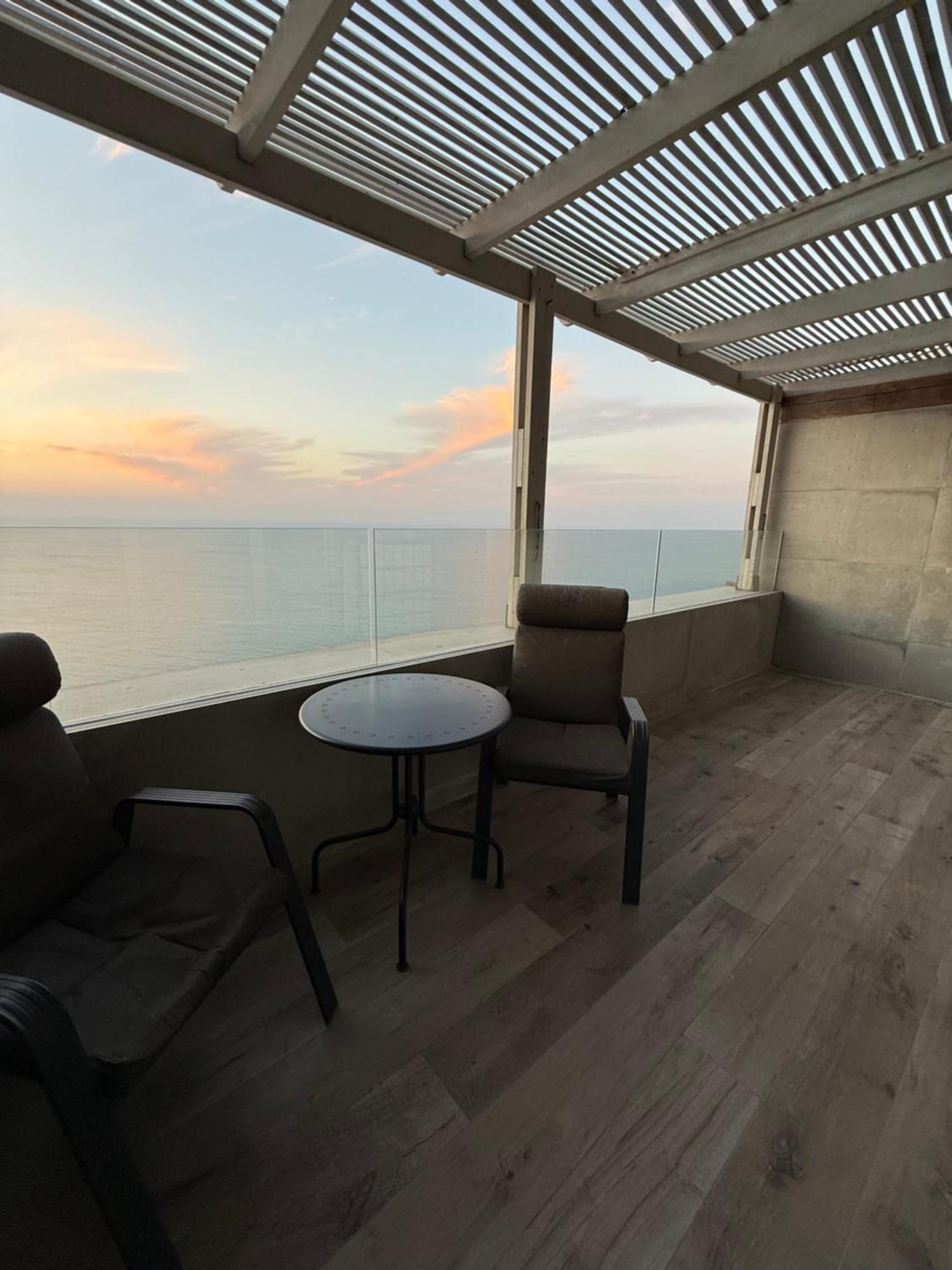 Netanya Seaview Aparthotel ภายนอก รูปภาพ