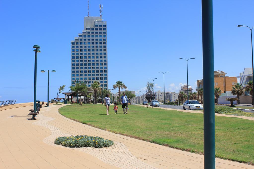 Netanya Seaview Aparthotel ภายนอก รูปภาพ
