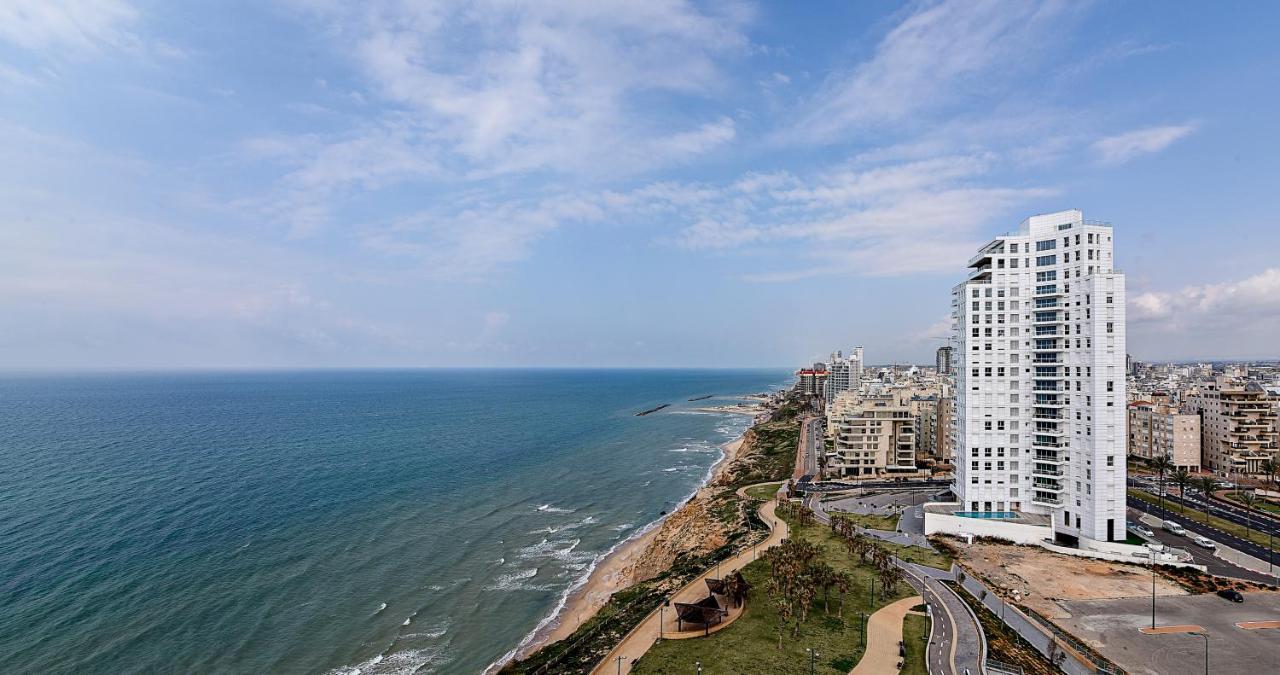 Netanya Seaview Aparthotel ภายนอก รูปภาพ