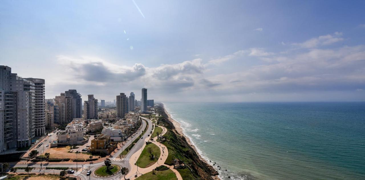 Netanya Seaview Aparthotel ภายนอก รูปภาพ