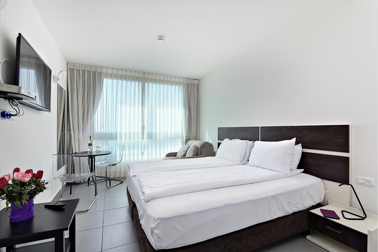 Netanya Seaview Aparthotel ภายนอก รูปภาพ